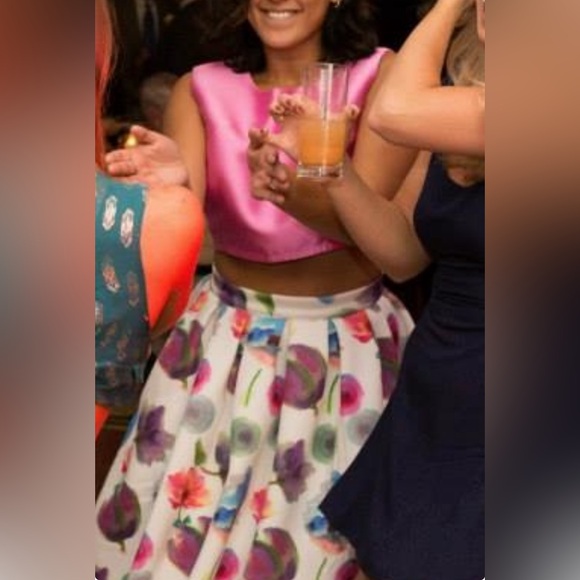 Pink Crop Top - Picture 6 of 6